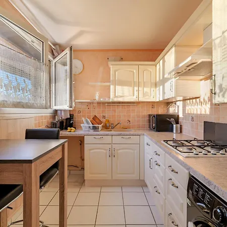 אכסניה Privative Avec Balcon *