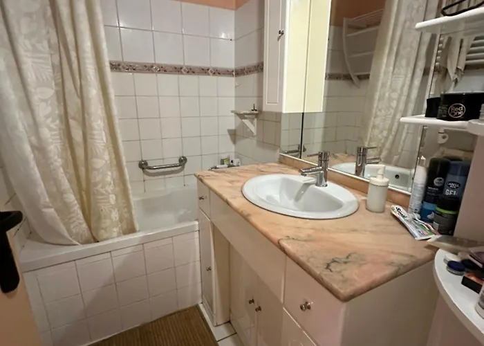 Privative Avec Balcon